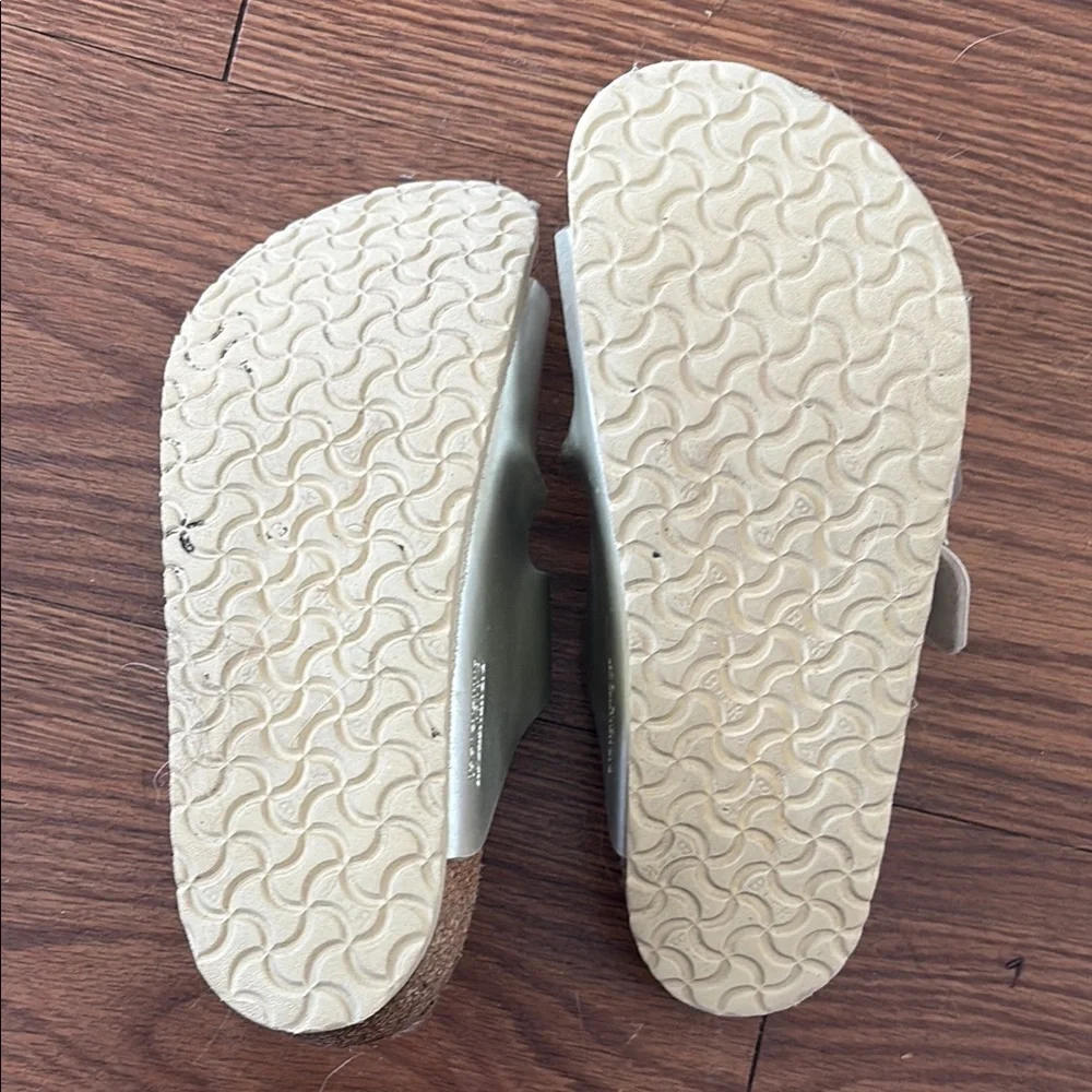 Kids Metallic Sandals - Picture 2 of 2